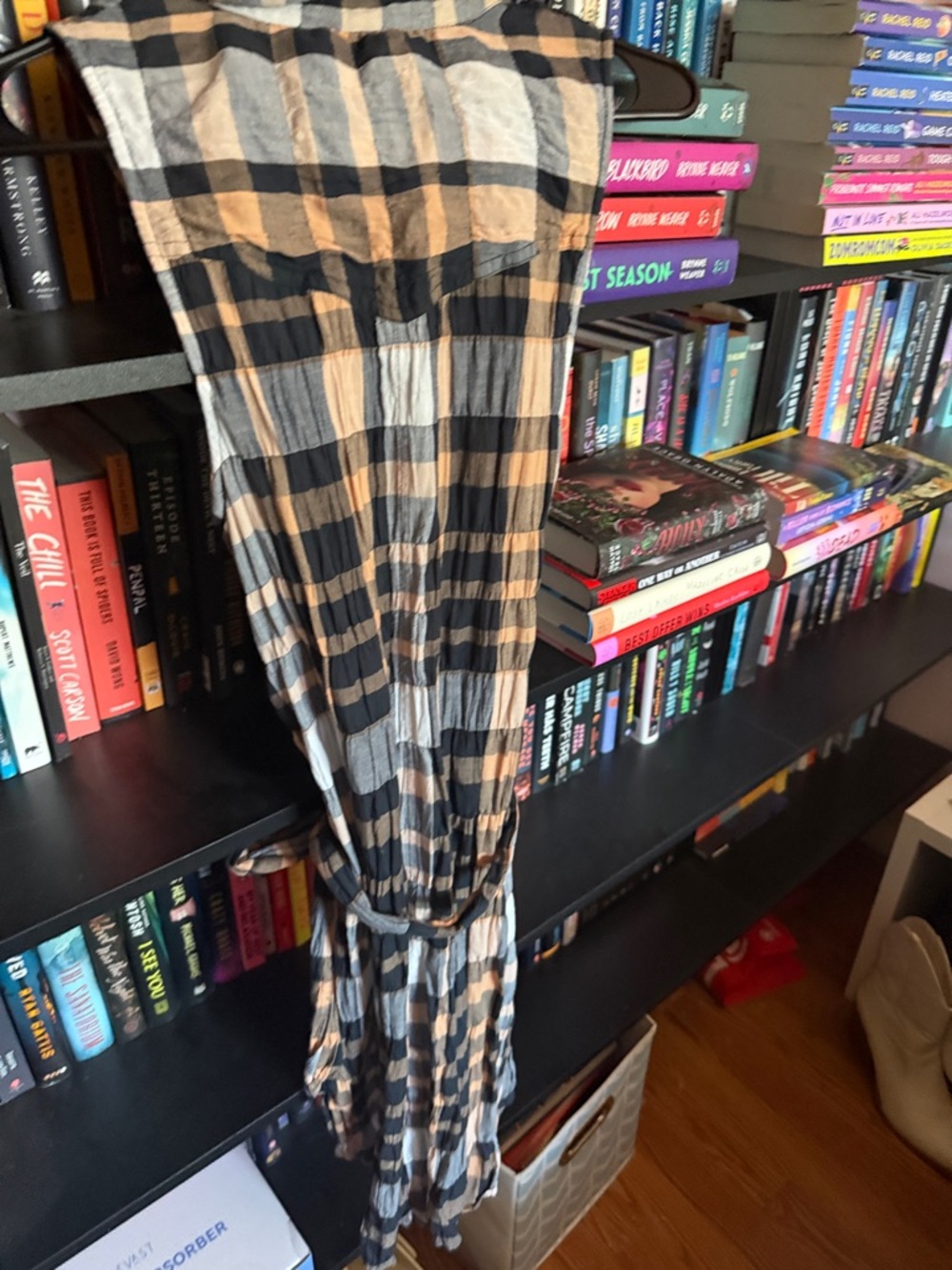 HOLDING HORSES Black and Tan Plaid Sleeveless Shirt Dress with Waist Tie - Picture 4 of 4